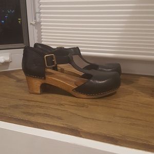 Kelsi Dagger black leather clogs 7 1/2 anthropolog